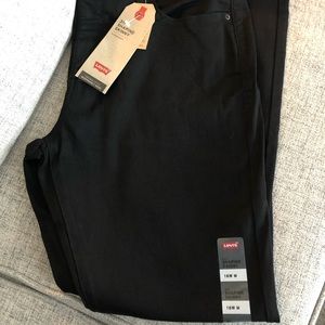 Levi’s 311 shaping skinny jeans size 16w